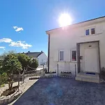In 42436 Apartman *