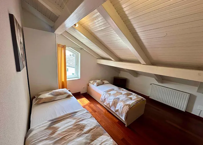 Apartament In 42436